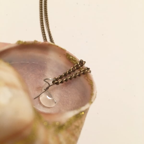 Zephyr Whelk Necklace DIY - Song of the Deep